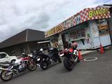 画像: ソロなのに、こう並べると違和感がないです(笑) 後からも続々とバイクが来てました!