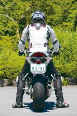画像2: RIDING POSITION(身長:176㎝ 体重:68㎏)