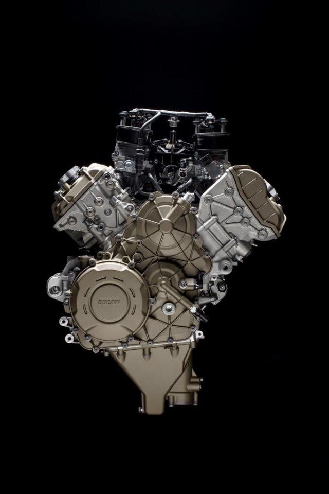 画像3: 11月にV4エンジンを搭載した新型ドゥカティ・パニガーレを発表!