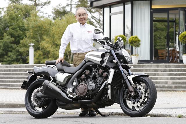画像: 一条さんも愛車のVMAXで駆けつけました。子どものころに飛行機(戦闘機)を撮っていたお話、アポロが着陸する時にXS650スペシャルでエドワーズ空軍基地に行って、写真を撮りに行った話などVMAXのお話はもちろんそれ以外のお話でも盛り上がっておりました。