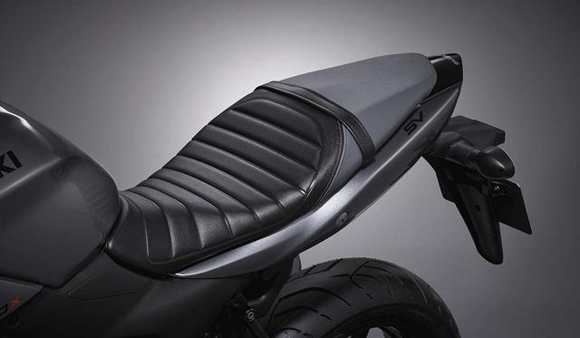 画像3: 好評だった「ラリーコンセプト」の進化版が登場! SV650X(参考出品車)