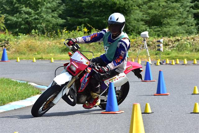 画像: C1級32位・岡村選手&CRM250R 1分52秒571
