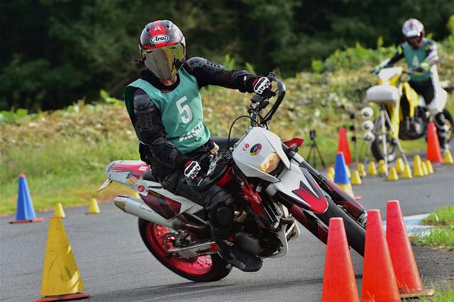 画像: C1級18位・三橋選手&SM450R 1分50秒175