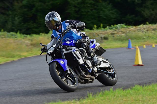 画像: B級1位・清野選手&CBR600RR 1分41秒937