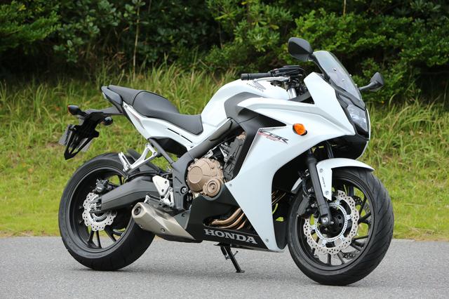 画像: HONDA CBR650F ■価格:99万9000円〜 「リアタイヤが大きく見えるデザインで、後ろから見た時がカッコイイ! シートのグリップ感がちゃんとあるのも良かったです。」(梅本)