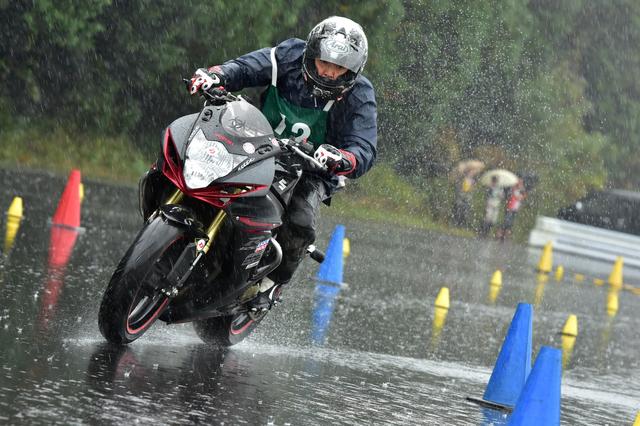 画像: C1級20位 山崎晃弘選手&GSX-R750 2分02秒056