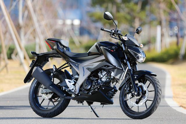 画像: コンパクトなサイズの中で、スーパーネイキッド・GSX-Sシリーズらしいアグレッシブさを表現。非常にスリムだが燃料タンクとシュラウドの造形によりボディラインはグラマラス。