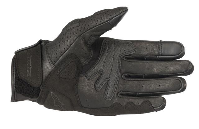 画像: パンチング加工を施すことにより大幅に通気性がUPしたMUSTANG LEATHER GLOVE