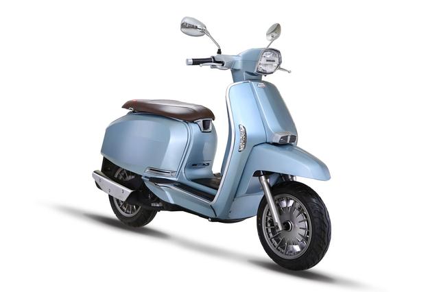 画像1: ラインアップは50・125・200。 3月30日にはショールームもオープン予定!
