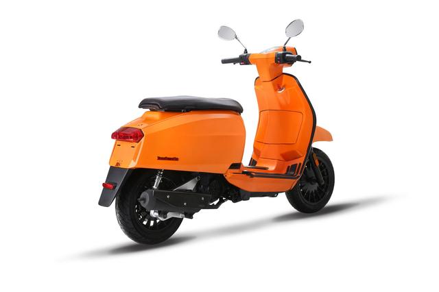 画像2: ラインアップは50・125・200。 3月30日にはショールームもオープン予定!