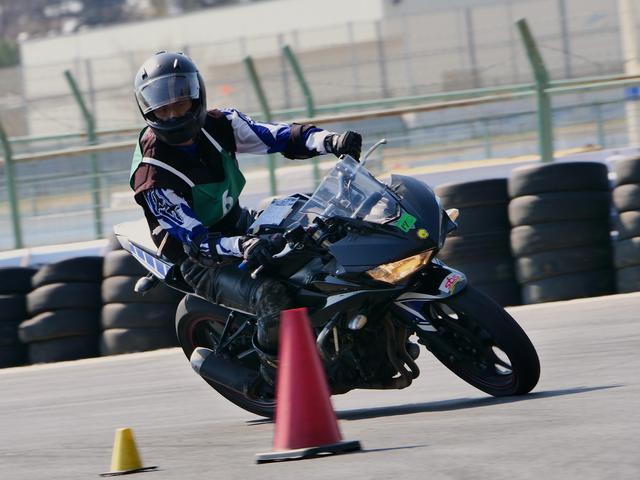画像: C2級1位 佐藤大将選手&YZF-R3 1分39秒050