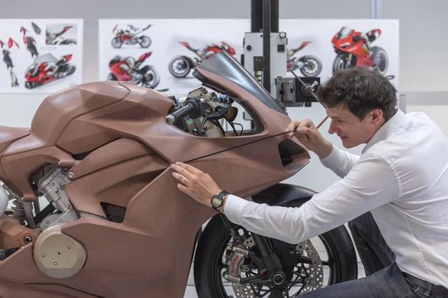 画像2: スーパーバイクに拘り誕生したデザイン