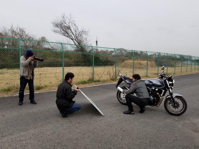画像2: 現在発売中! 月刊オートバイ5月号のロングラン研究所は「CB1300 SUPER FOUR」です(大関さおり)