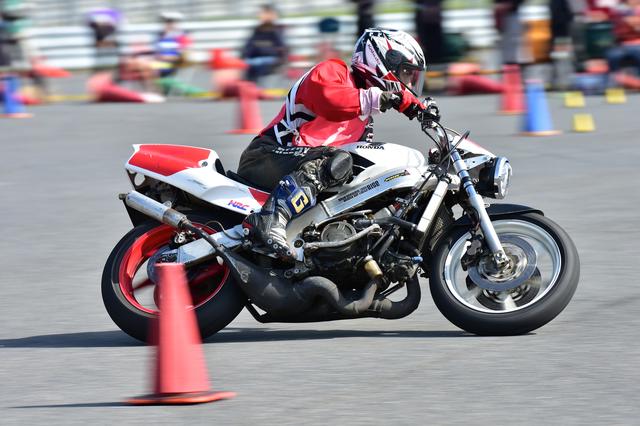 画像: 小川選手&NSR250R