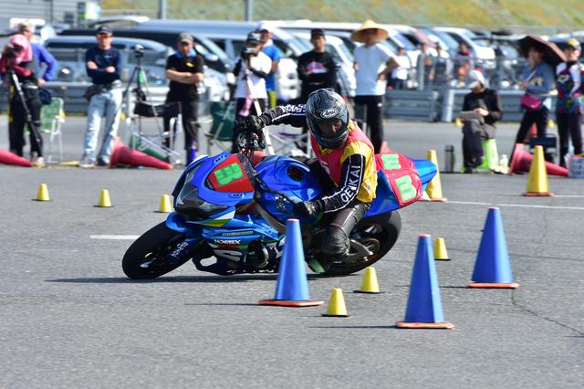 画像: 辻家選手&GSX-R1000 1分21秒922