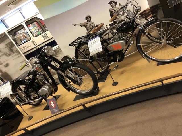 画像: ダイヤモンドフリー DF(右) 58cc、2.0馬力のエンジン コレダ CO(左) 90ccですが4サイクルOHVとメカ的にも進化