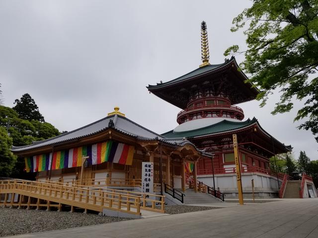画像: 醫王殿と平和大塔