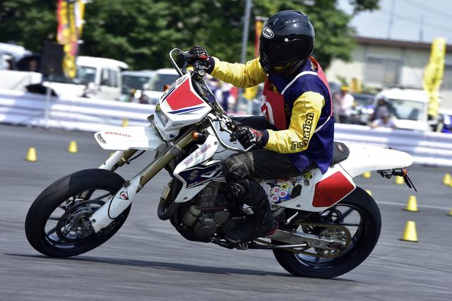 画像: 総合4位 早川公平選手&DR-Z400SM