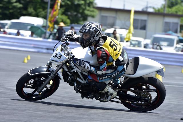 画像: 1位・岡野月子&VTR250 1分48秒443