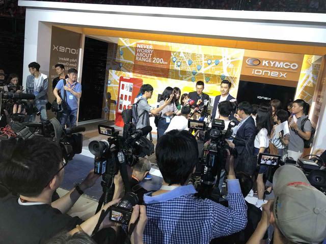 画像5: 簡単充電・簡単交換で快適にEVに乗るためのインフラを提供
