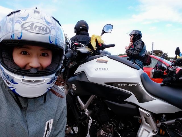 画像: 今回、私はYAMAHAのMT-07で行きました! 実はMT-07に乗るのは初めて。MT-09に比べて素直で可愛い感じ!? 乗りやすさや安定感もあるし、力も十分あるから長距離でもグイグイいける( •̀ᴗ•́ )b