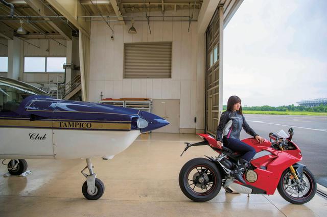 画像: 第一特集ではドゥカティ! 今こそ乗るべき憧れのイタリアンスポーツ 「DUCATIの真価と進化」 そして、第二特集ではBMW 『BMW NEXT CHALLENGE』 ~総合ブランドとしての新たなる挑戦