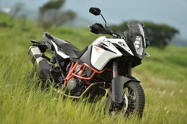 画像: KTM 1090 ADVENTURE R オフの走りを重視するなら大本命。高速道路も充分な快適性で満足!