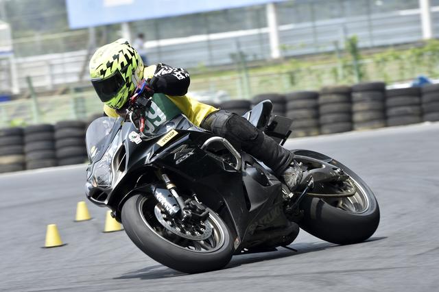 画像: 1位・伊藤華子(C1級)&GSX-R1000 1分49秒048