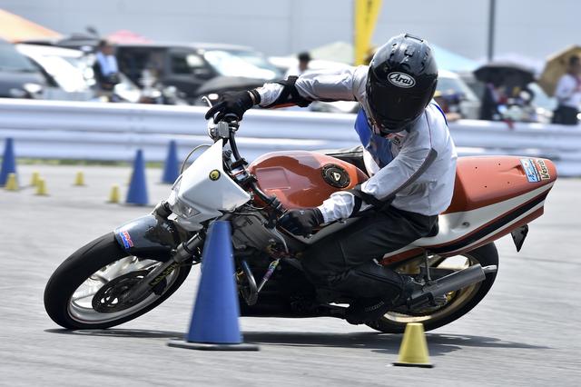 画像: 1位・関根 健&NSR250R 1分44秒066
