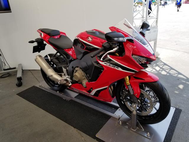 画像: CBR1000RR
