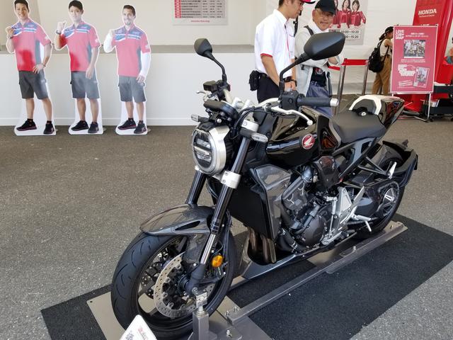 画像: CB1000R