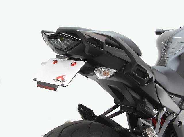 画像: 別途必要な 、ナンバーベース&リフレクターW122 装着例 www.hurricane-web.jp