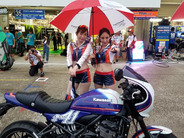 画像2: 雨の中でも華やかさと明るさで盛り上げてくれる8耐RQ!!
