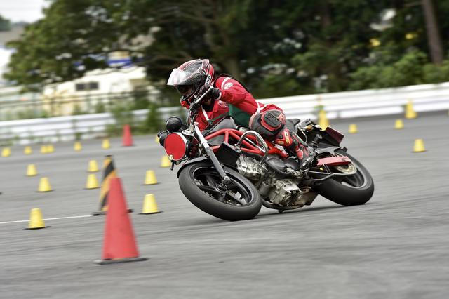 画像: 1位 本間君枝&VTR250 1'52.473