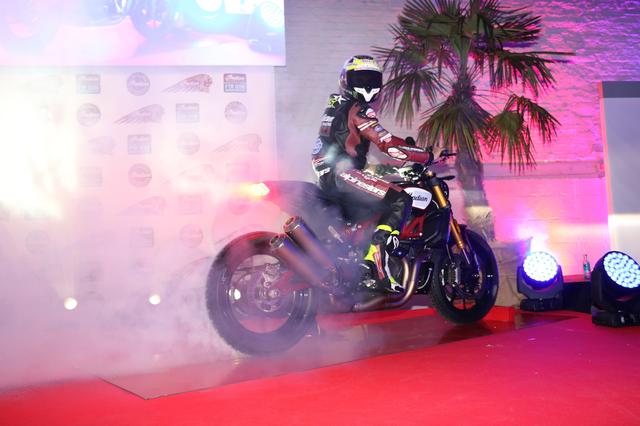 画像1: フラットトラックのチャンピオンマシン 「FTR750」のDNAを受け継ぐ本格派!