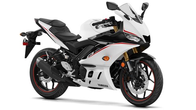 画像: YZF-R3 ビビッドホワイト(北米)