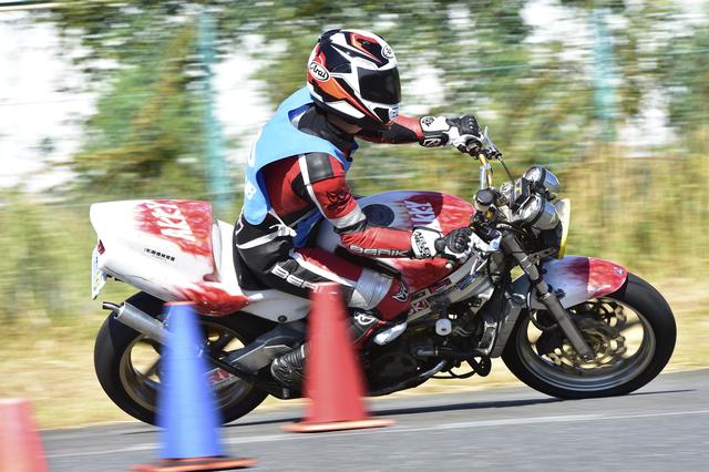 画像: B級1位 鈴木章義&NSR250R 1分45秒447