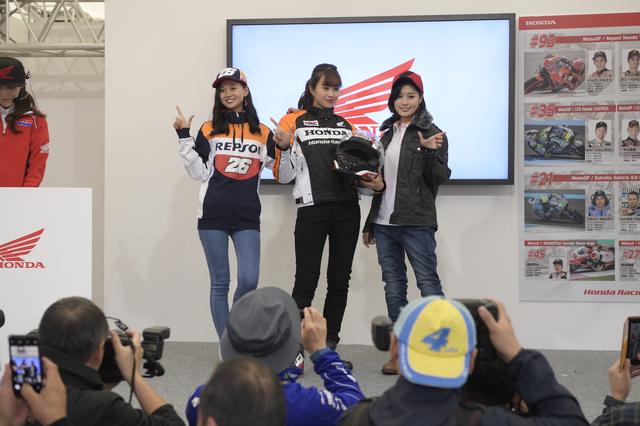 画像2: レースクイーン営業中(大関さおり)