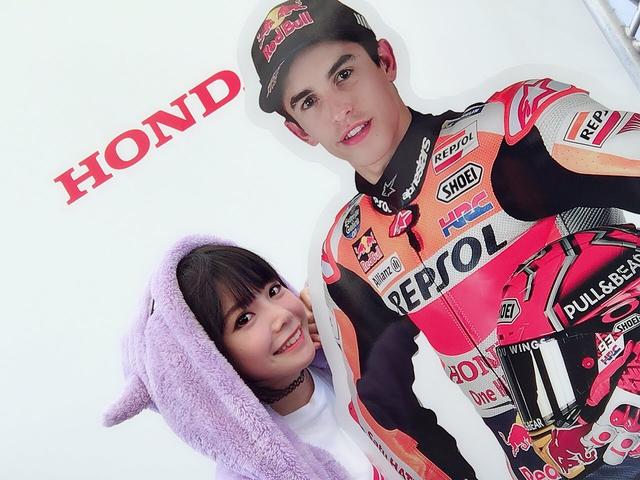 画像3: GPレース本戦まではマルケスの写真探しっ(*´ω`*)