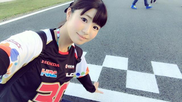 画像3: 最終日は「12ポストの後ろ」と「V6席の後ろ」で観戦!(梅本まどか)