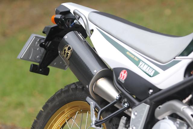 画像2: ■2018~SEROW250 POWERBOX Titan&Carbon商品詳細