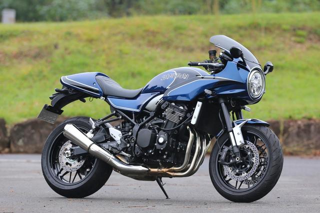 画像1: Z900RSカフェとはひと味違うカウリングキット