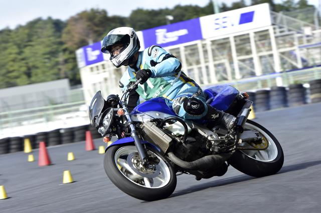 画像: C2級1位 稲葉有記&NSR250R 1分45秒406