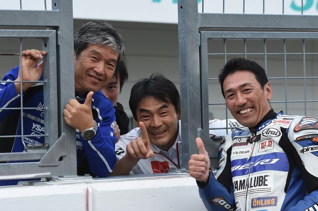 画像: 今日イチ気に入った写真 左から難波さん、吉川ワタル監督、そして藤原ノリダー 80年代中盤からのヤマハエース3人です