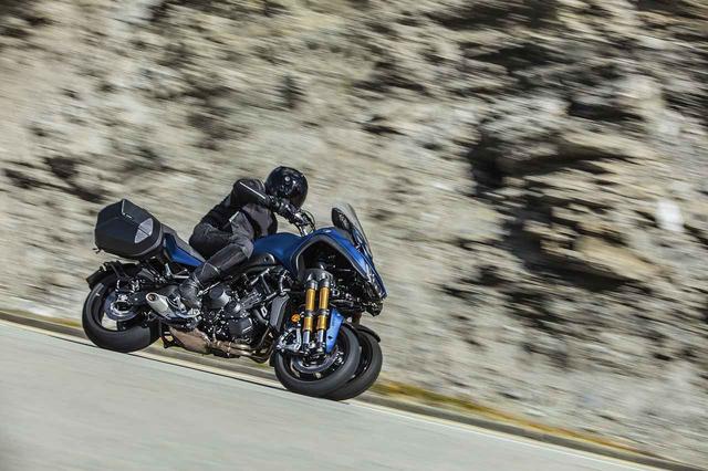 画像5: 【EICMA2018】
より快適なツーリングを実現する
充実装備のナイケンGTを発表
YAMAHA NIKEN GT