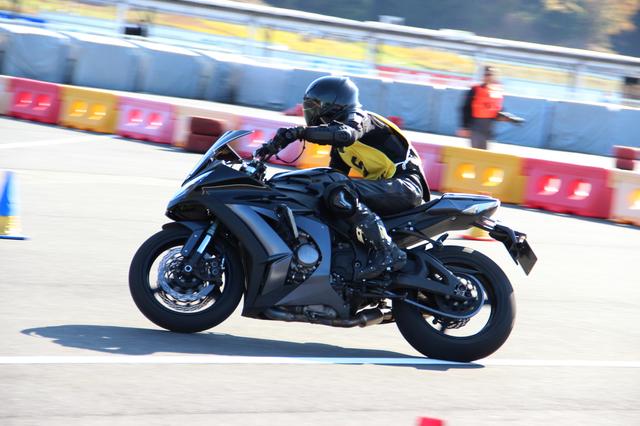 画像: NO級 4位倉光良和選手&ZX-10R 1分32秒789 昇格おめでとうございます٩( 'ω' )و