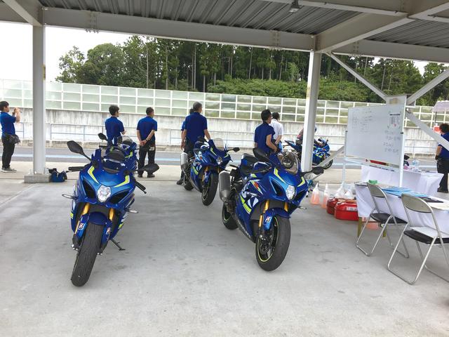 画像1: 純正タイヤとサーキット向けタイヤで乗り比べ