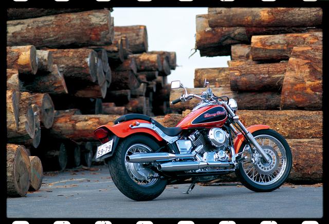 画像: 1996/2 YAMAHA ドラッグスター ●空冷4ストOHC2バルブV型2気筒●399㏄●33PS/7500rpm●3.3㎏-m/6000rpm●204㎏●100/90-19・170/80-15 ●62万9000円
