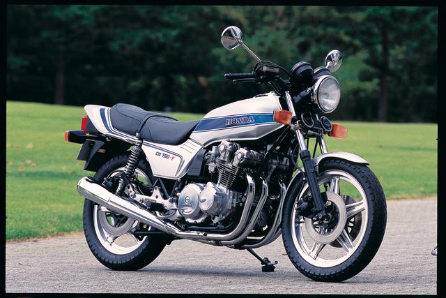 画像: 1975年の免許制度改正をきっかけに、バイクを取り巻く環境が大きく変化していった80年代。レーサーレプリカがブームを巻き起こしているものの、ビッグバイクは雲の上の存在となり、「ナナハン」は特別な存在だった。