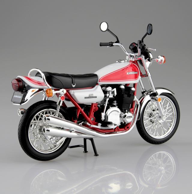 画像3: 1/12 完成品バイク KAWASAKI 750RS(Z2) 赤白カラー